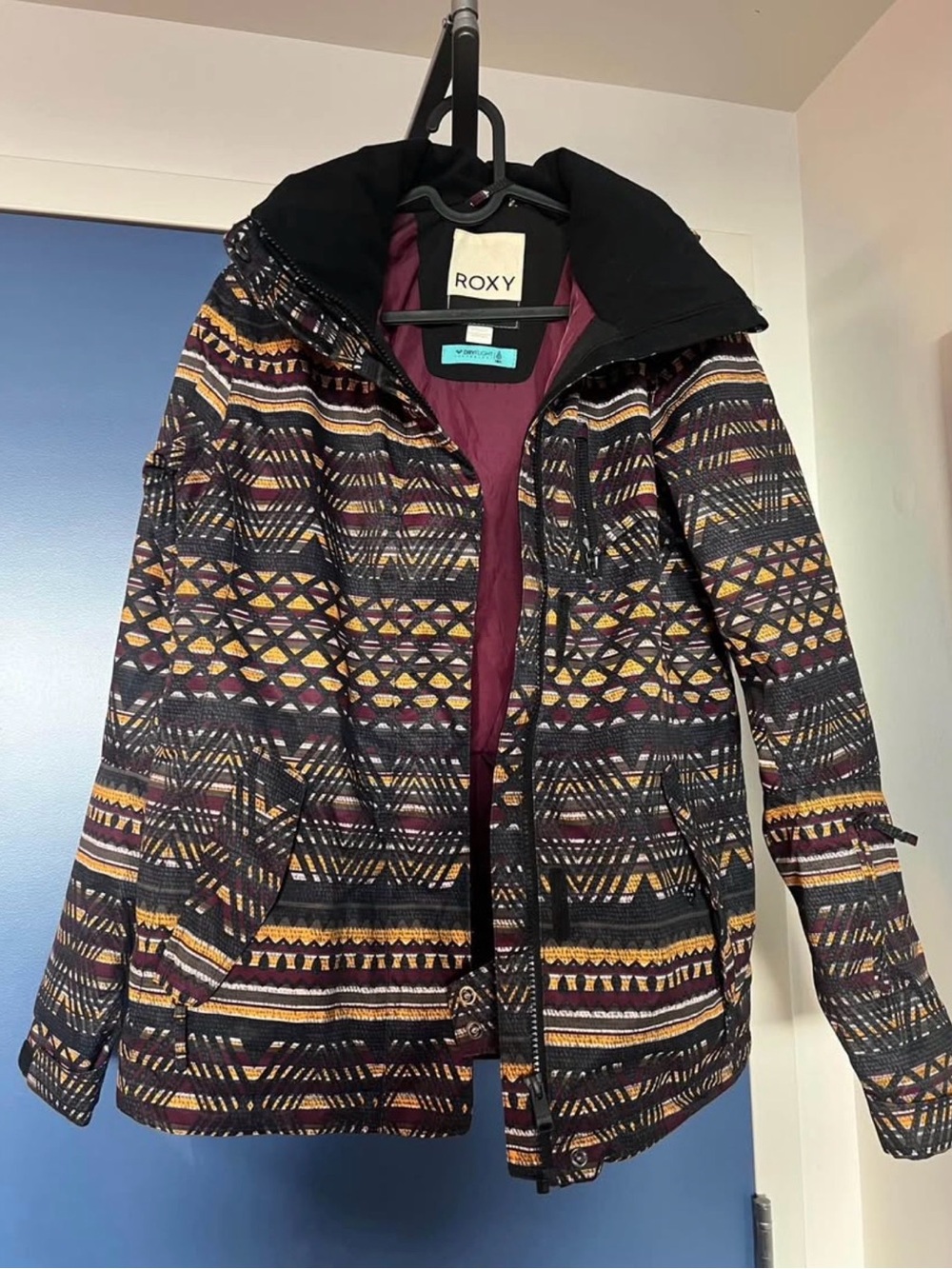 Roxy Women's Patterned Ski Jacket - Black, Burgundy & Mustard